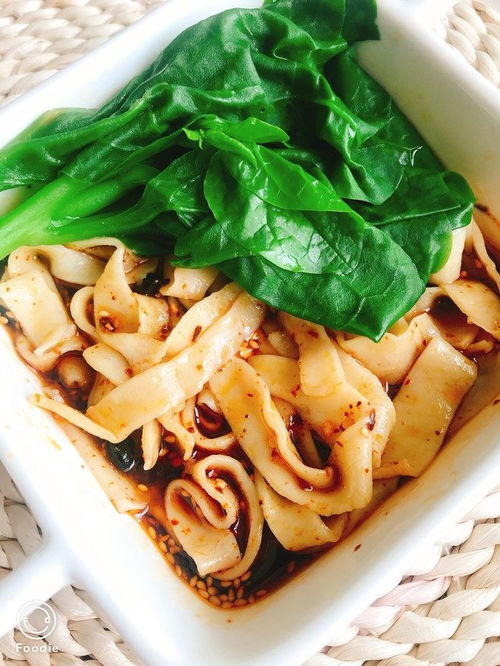 夏天涼皮吃夠了,試試這款面皮,純手工制作,干凈又衛(wèi)生,特好吃