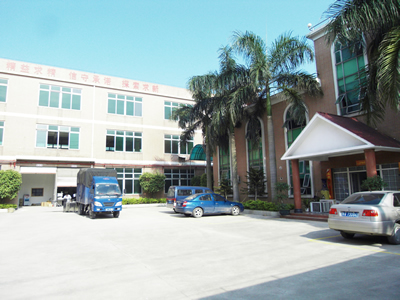 多功能米粉機,高效節能河粉機,云南米線機,拉腸機,廣州豬腸粉機,涼皮機等系列產品,工廠,廠商-廣州市旭朗機械